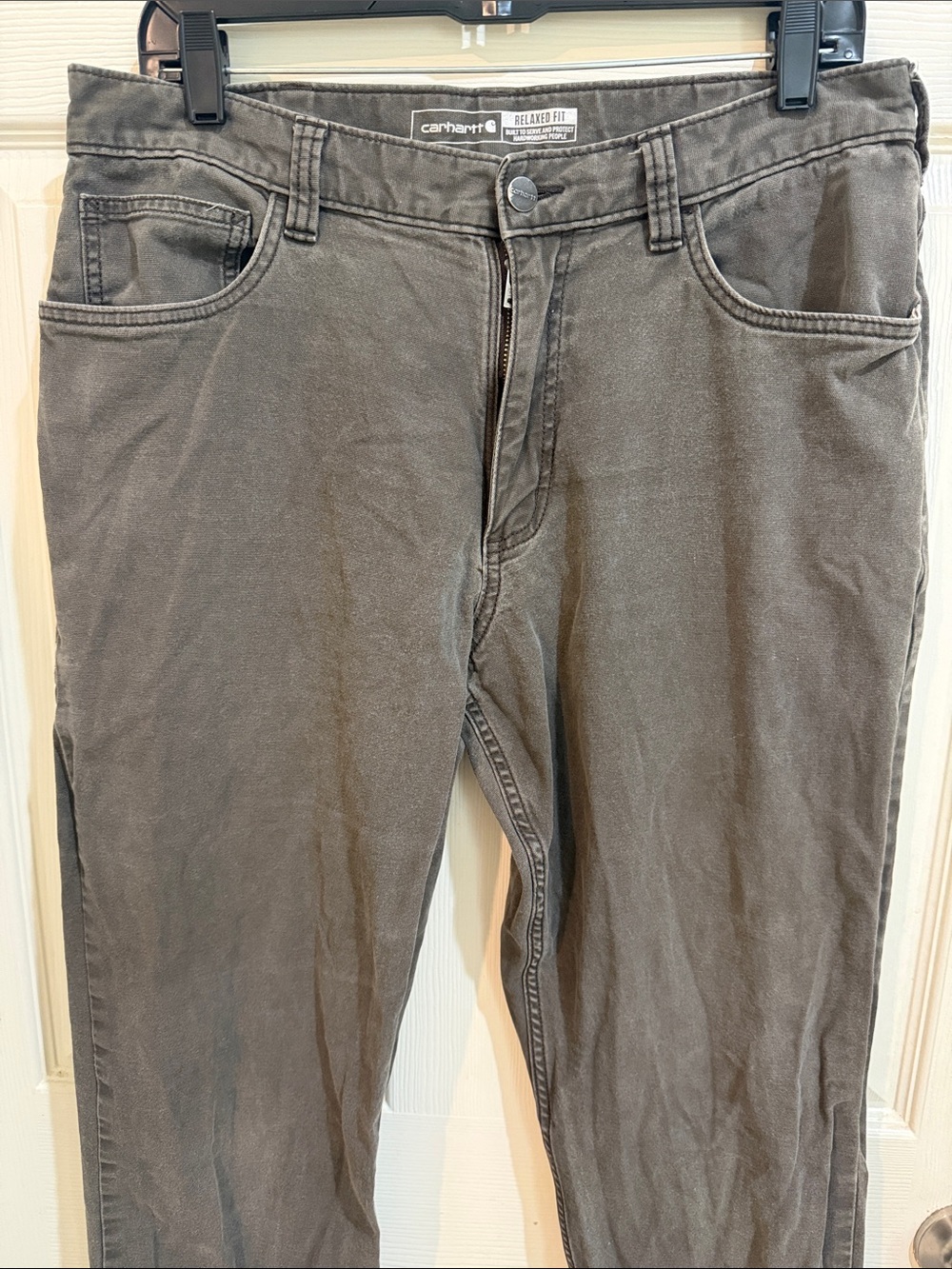 Carhartt Relaxed Fit Men's Jeans in Charcoal Gray